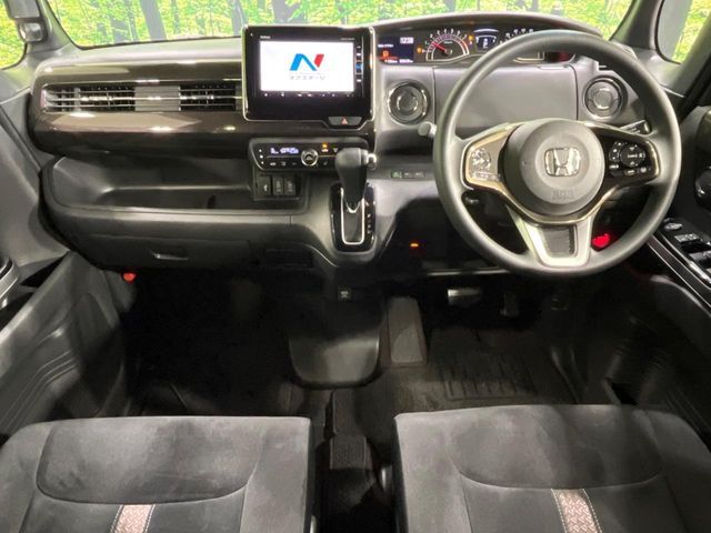N-BOX CUSTOM 4WD