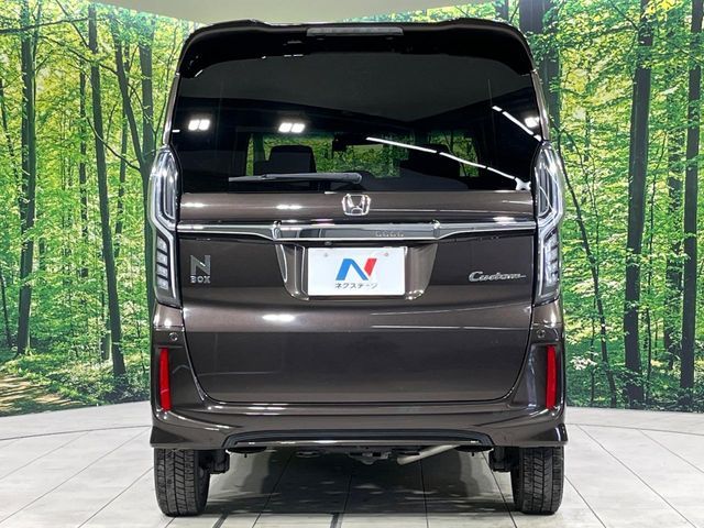 N-BOX CUSTOM 4WD
