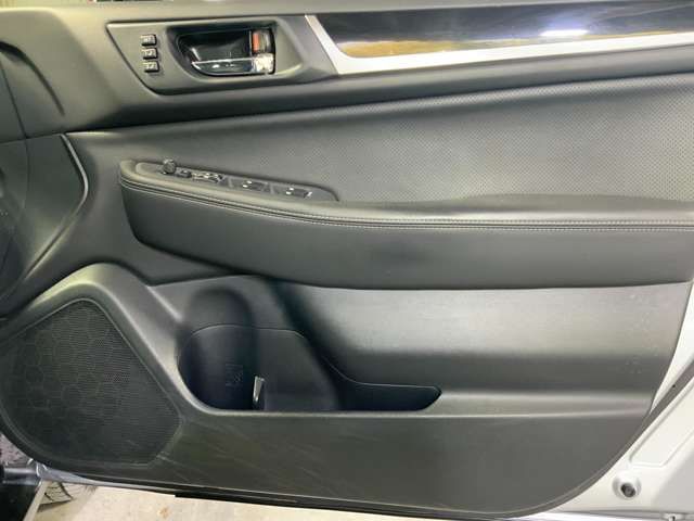 LEGACY OUTBACK