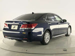 CROWN sedan hybrid