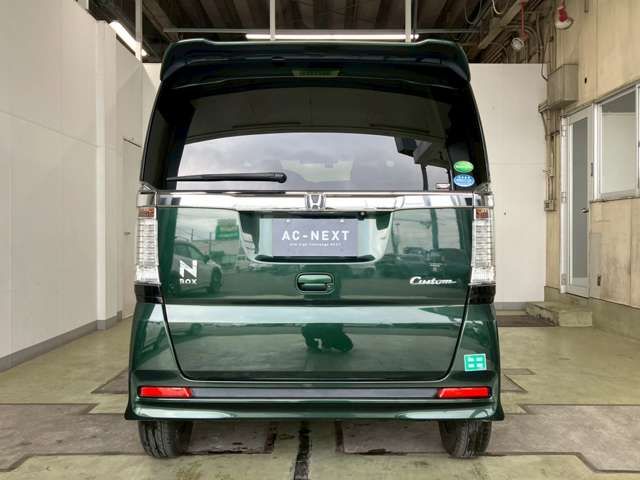 N BOX CUSTOM