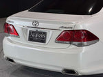 CROWN sedan