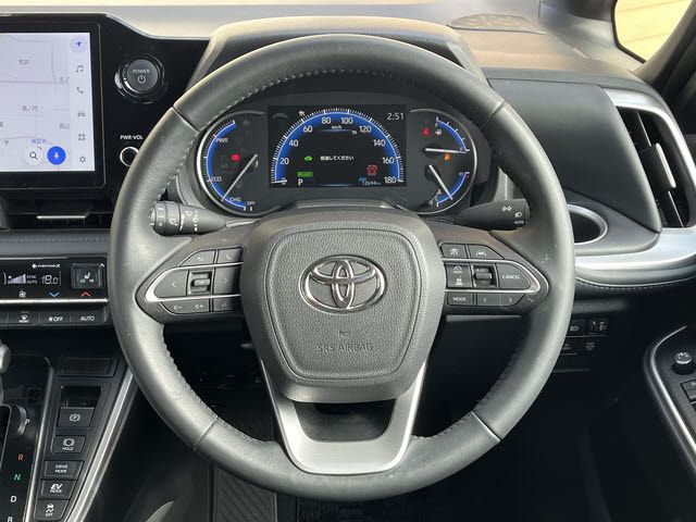 VOXY HYBRID 4WD