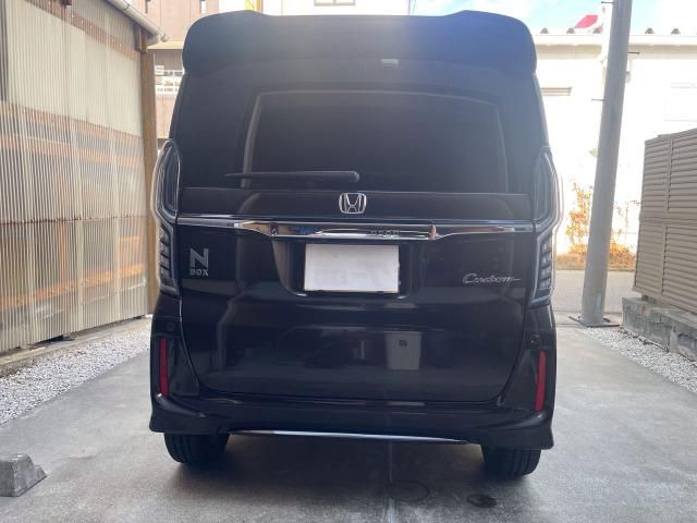 N BOX CUSTOM