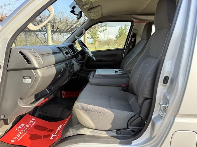 HIACE van 4WD