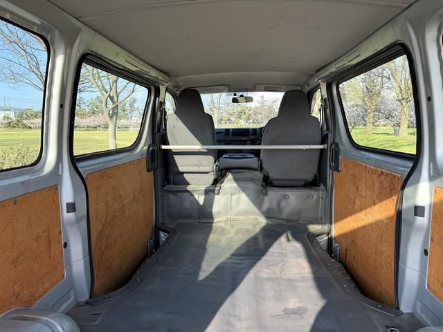 HIACE van 4WD