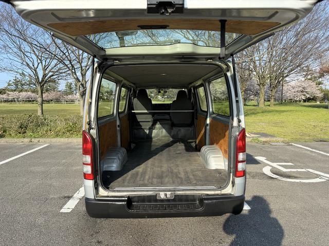 HIACE van 4WD