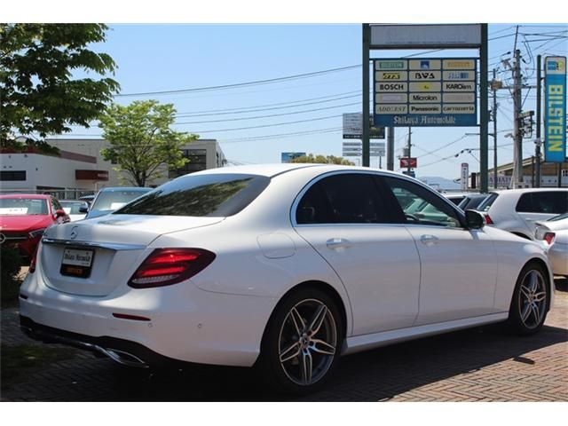MERCEDES BENZ E-Class sedan