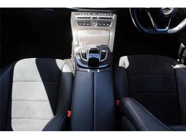 MERCEDES BENZ E-Class sedan