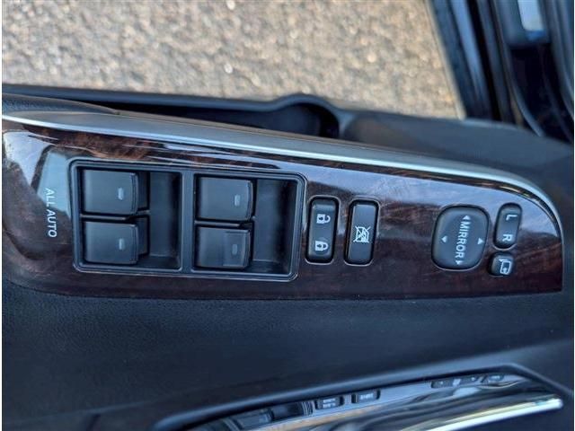 CAMRY HYBRID