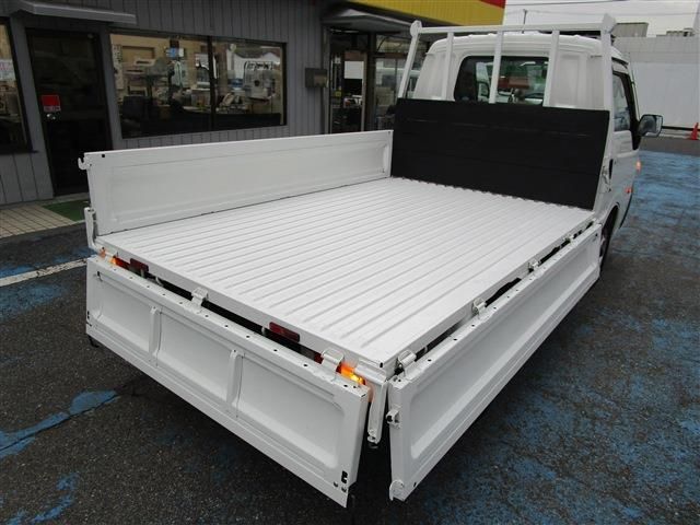 BONGO truck 2WD