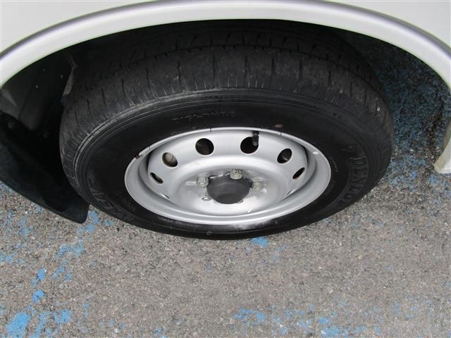BONGO truck 2WD