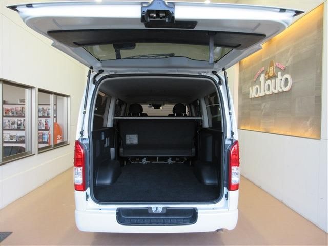 HIACE van 2WD