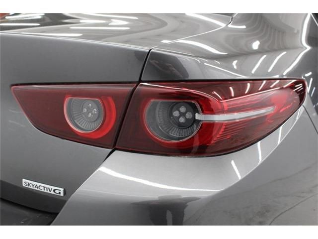 MAZDA3 SEDAN