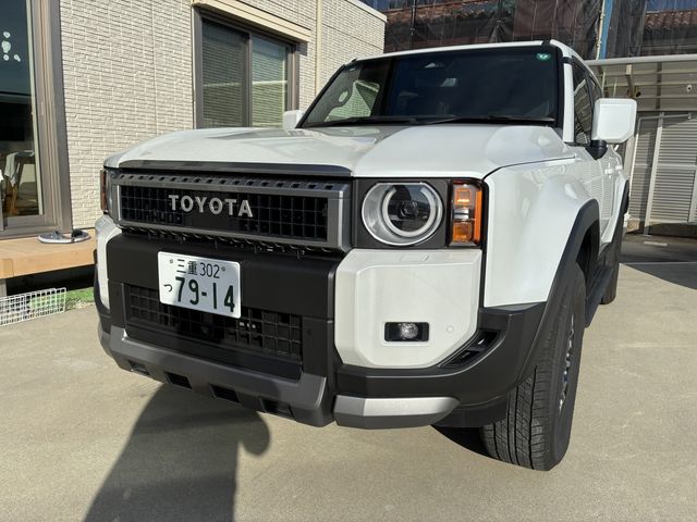 LANDCRUISER 250