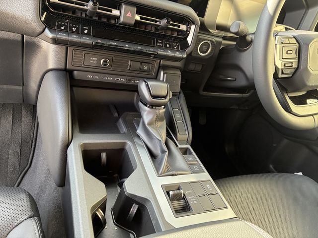 LANDCRUISER 250