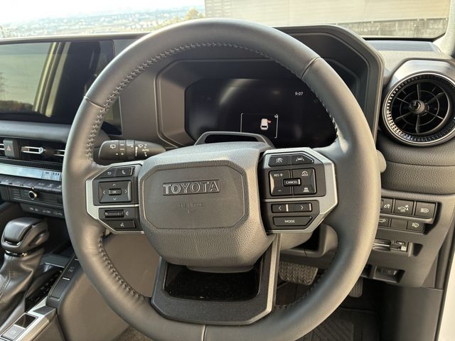 LANDCRUISER 250