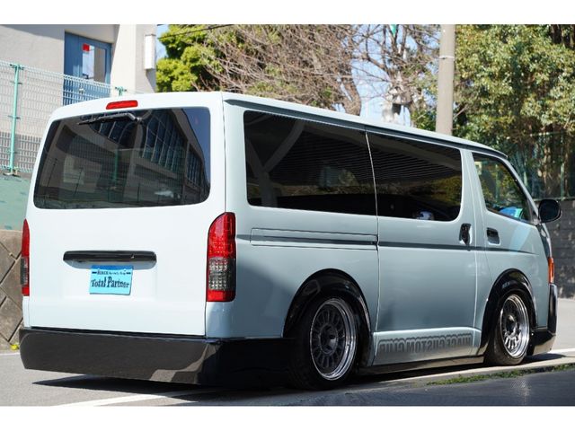 HIACE van 2WD