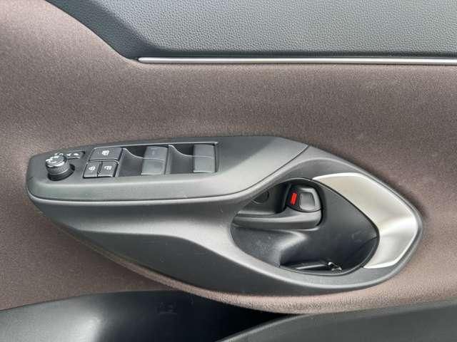 YARIS CROSS HYBRID