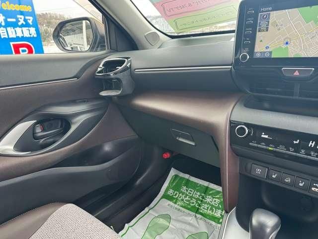 YARIS CROSS HYBRID