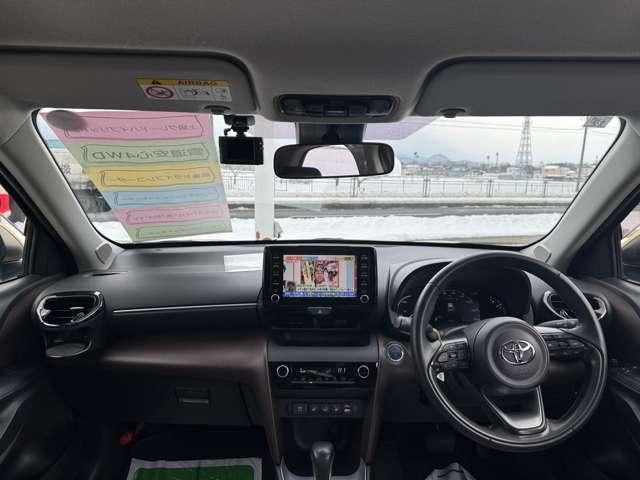 YARIS CROSS HYBRID