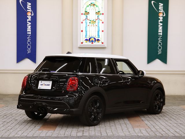 MINI COOPER S 5DOOR