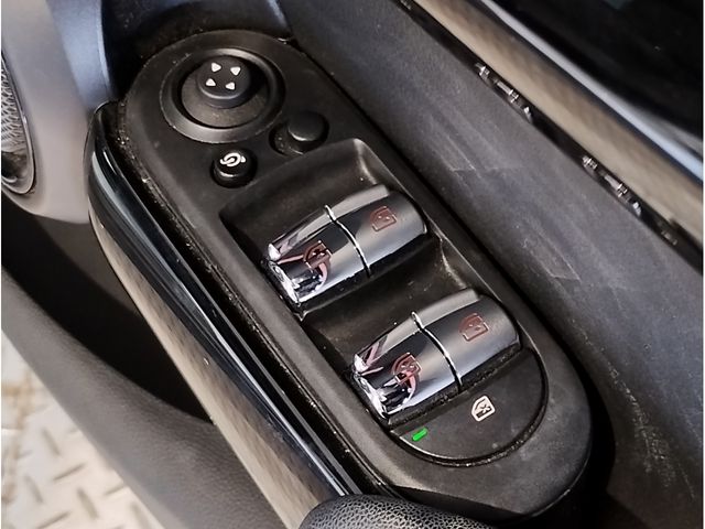 MINI COOPER D 5DOOR