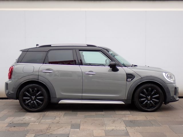 MINI COOPER D CROSSOVER