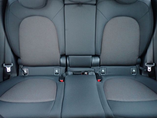 MINI COOPER D CROSSOVER