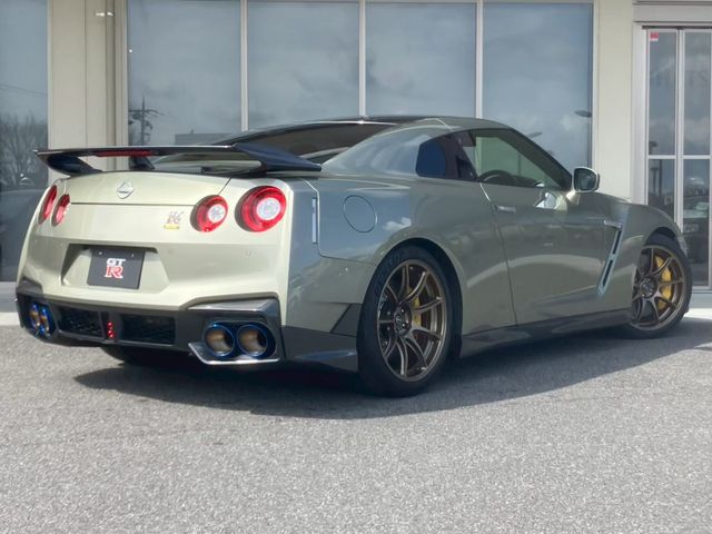 GT-R