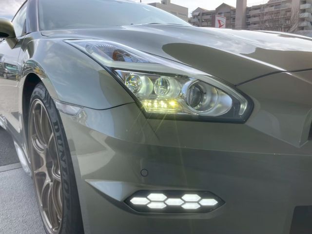 GT-R