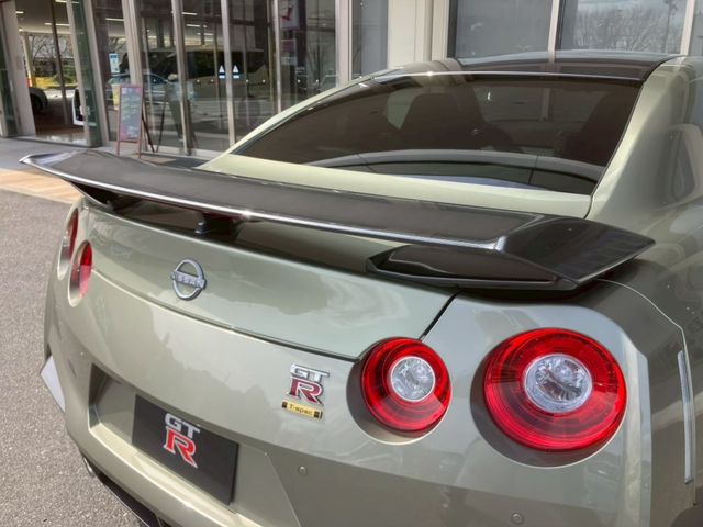 GT-R