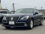 CROWN sedan hybrid
