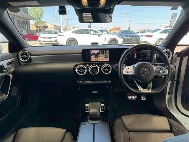 MERCEDES BENZ CLA class