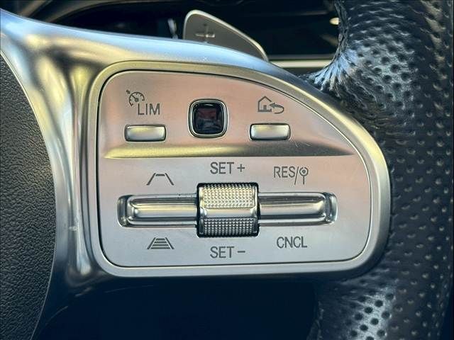 MERCEDES BENZ CLA class