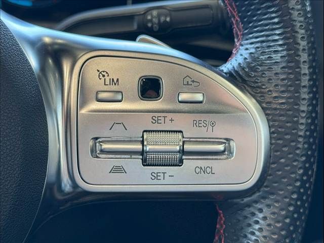 MERCEDES BENZ CLA Shooting Brake