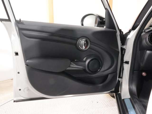 MINI COOPER 5DOOR