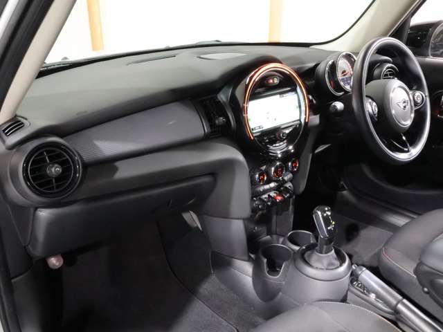 MINI COOPER 5DOOR