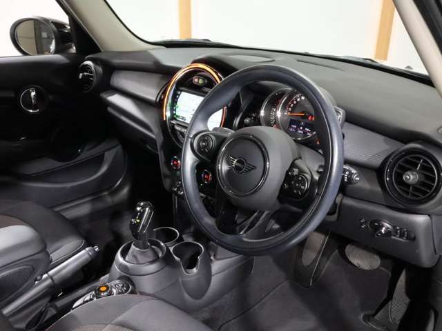 MINI COOPER 5DOOR