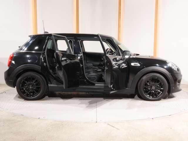 MINI COOPER 5DOOR