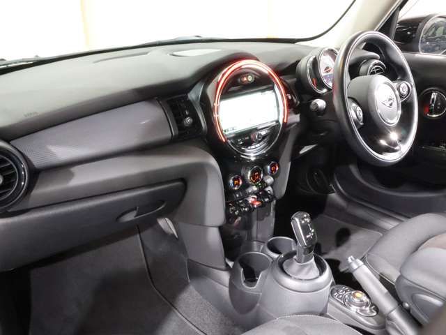 MINI COOPER 5DOOR