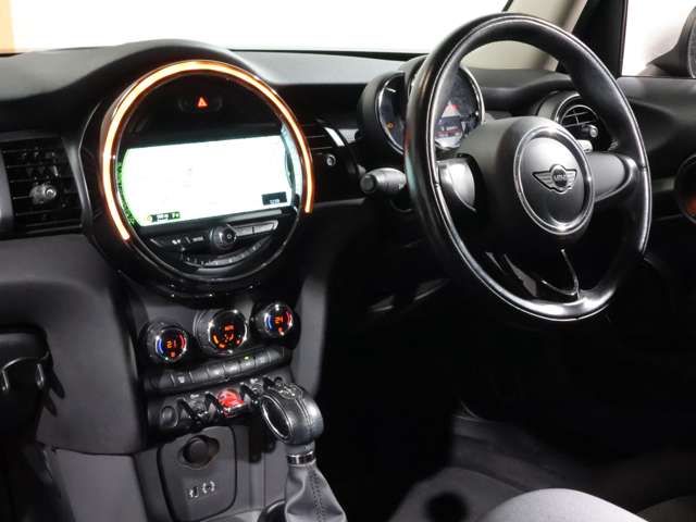 BMW MINI COOPER D 5DOOR