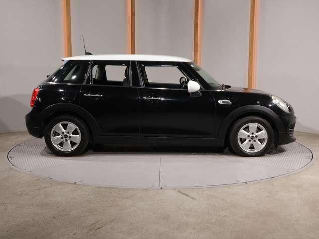 BMW MINI COOPER D 5DOOR