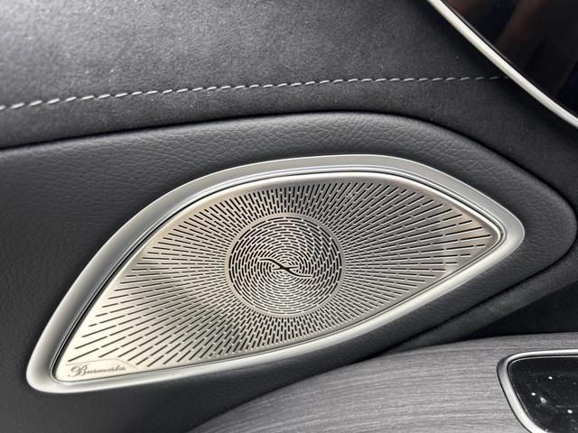 MERCEDES BENZ EQS