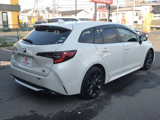 COROLLA TOURING HYBRID