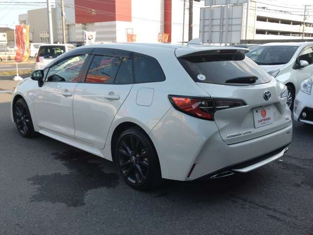 COROLLA TOURING HYBRID