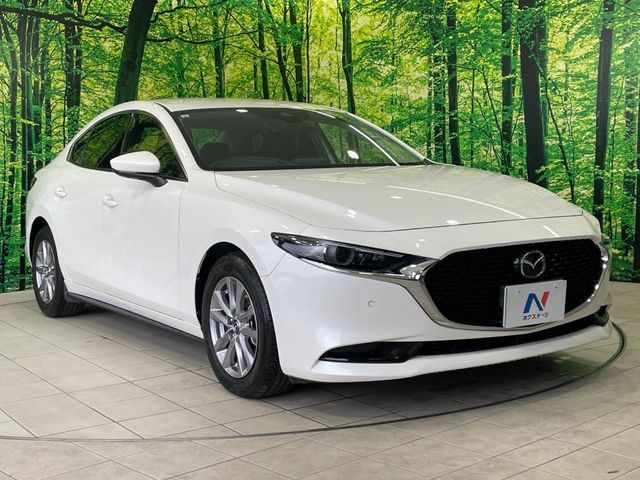 MAZDA3 SEDAN