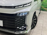 VOXY HYBRID