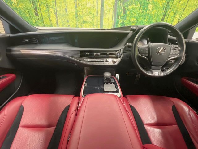 LEXUS LS500 4WD