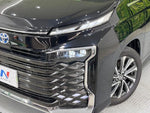 VOXY HYBRID